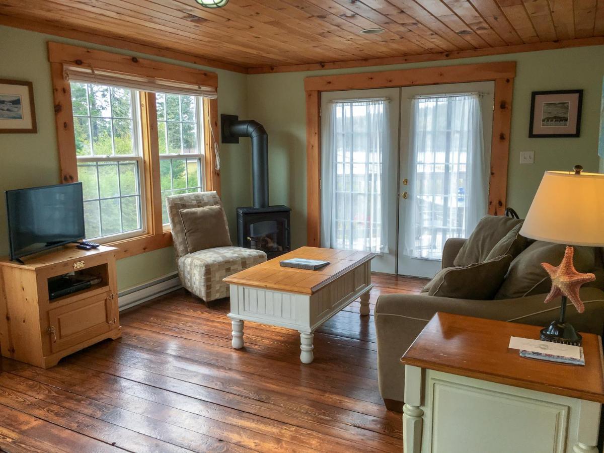 Larinda'S Landing Oceanfront Cottages Halifax Exterior foto