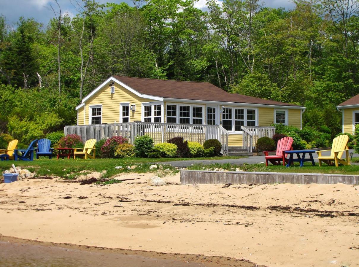 Larinda'S Landing Oceanfront Cottages Halifax Exterior foto