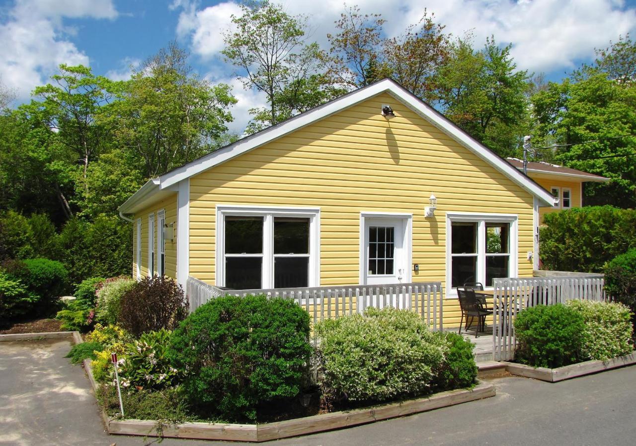 Larinda'S Landing Oceanfront Cottages Halifax Exterior foto
